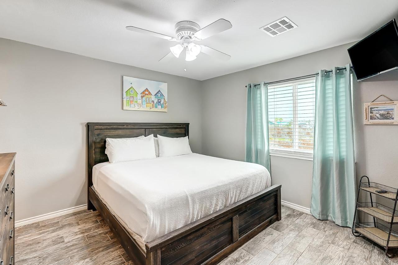 The Moor The Merrier * Port Aransas